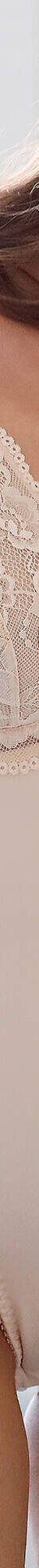 Body sculptant dentelle florale et microfibre - avec armatures (peau) Body sculptant dentelle florale et microfibre - avec armatures (peau)